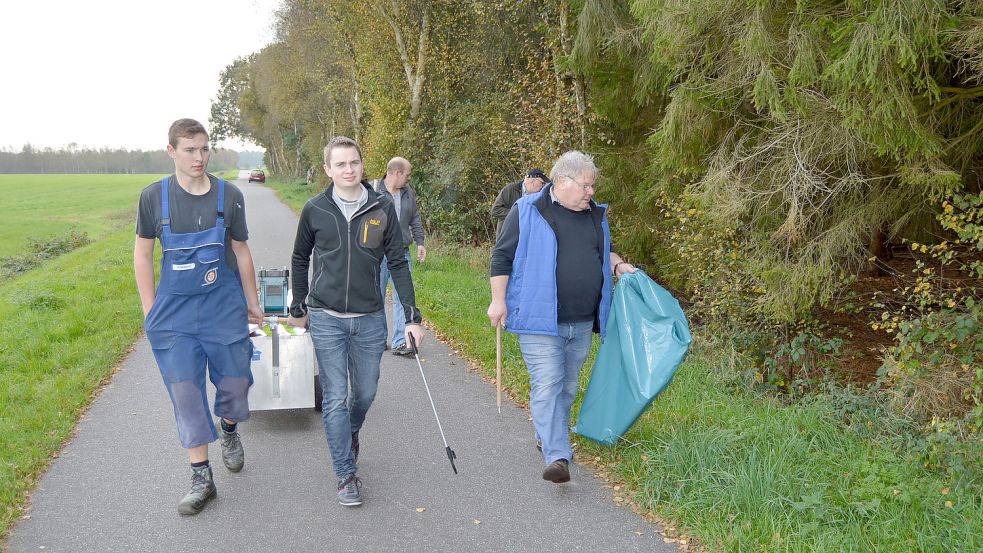 Umwelttage in Rhauderfehn Fehntjer säubern Umwelt General Anzeiger