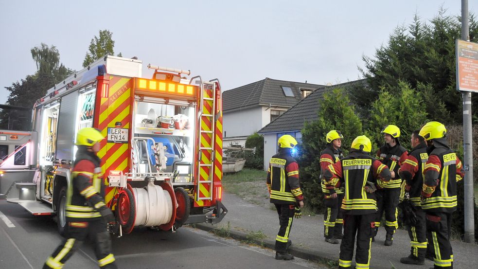 Zimmerbrand In Moormerland Feuer Im Mehrfamilienhaus Mehrere