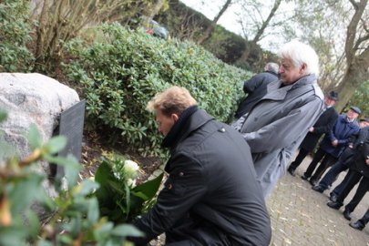 Stolpersteine in Rhauderfehn verlegt - Bild 3