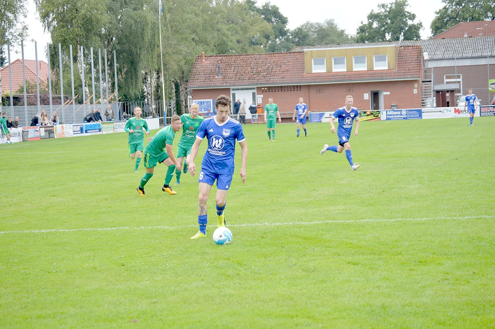 TSV Ostrhauderfehn feiert 9:2-Sieg - Bild 1