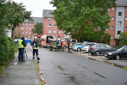 Großer Einsatz nach Explosion in Emden - Bild 3