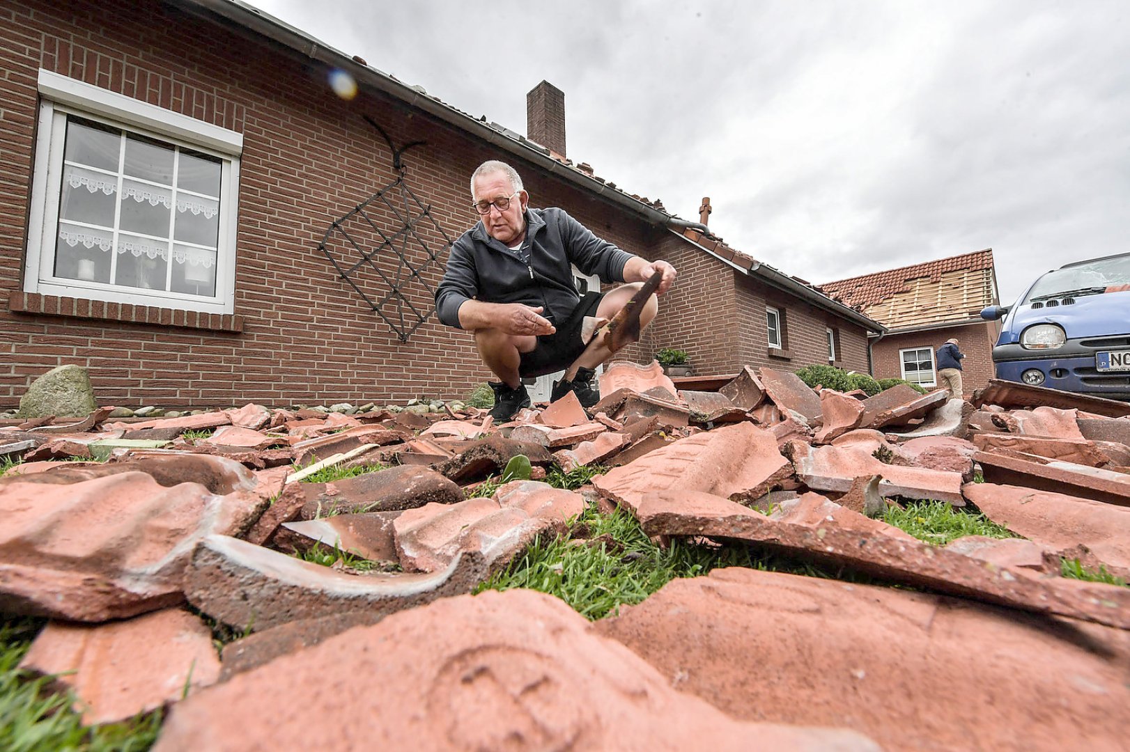 Tornado fegt über Ostfriesland - Bild 10