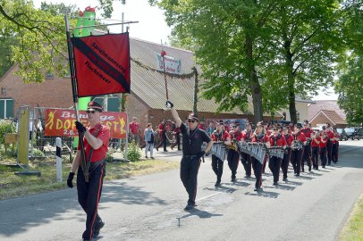 Burlage feiert Dorffest - Bild 13