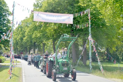 Burlage feiert Dorffest - Bild 32