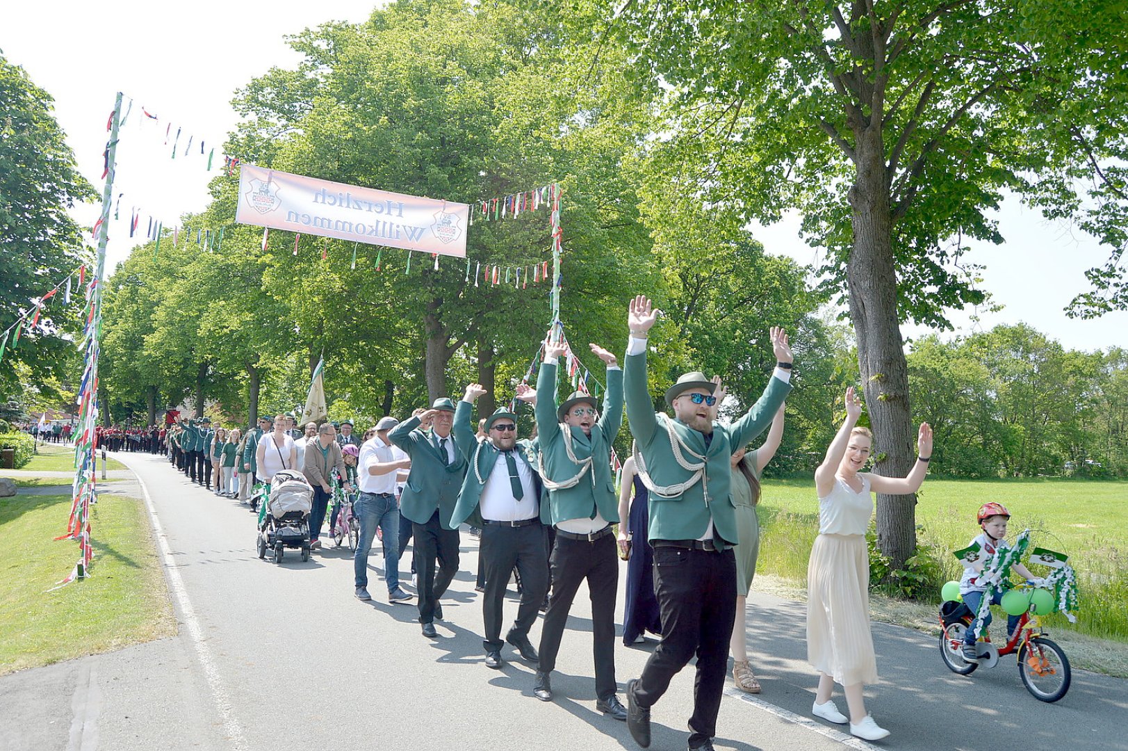 Burlage feiert Dorffest - Bild 33