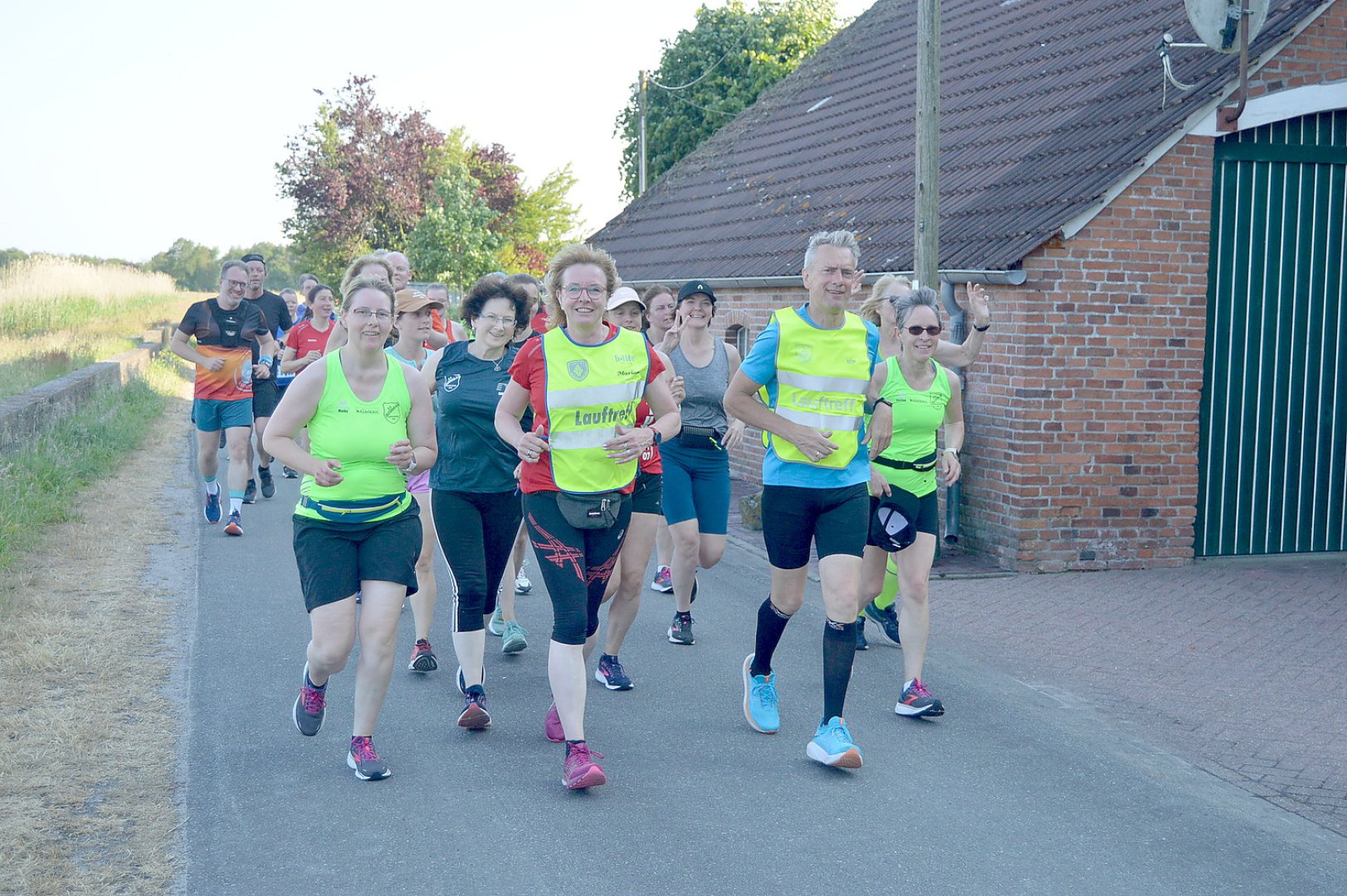 Kleinbahnlauf: Die schönsten Bilder vom Erwachsenenlauf - Bild 25