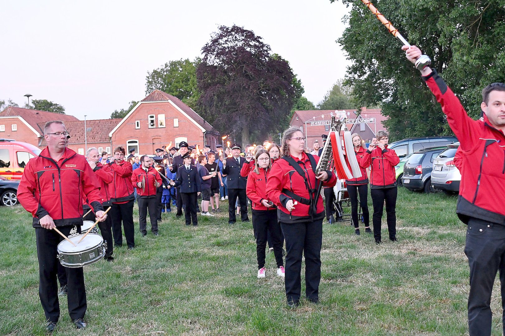 Feuerwehrfest Hatshausen hat begonnen - Bild 19