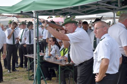 Das war das Ostrhauderfehner Schützenfest 2022 - Bild 13