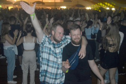 Disco-Abend auf Ostrhauderfehner Schützenfest - Bild 14