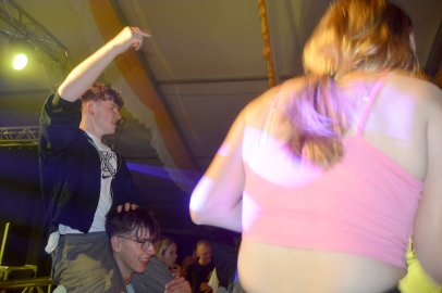 Disco-Abend auf Ostrhauderfehner Schützenfest - Bild 111