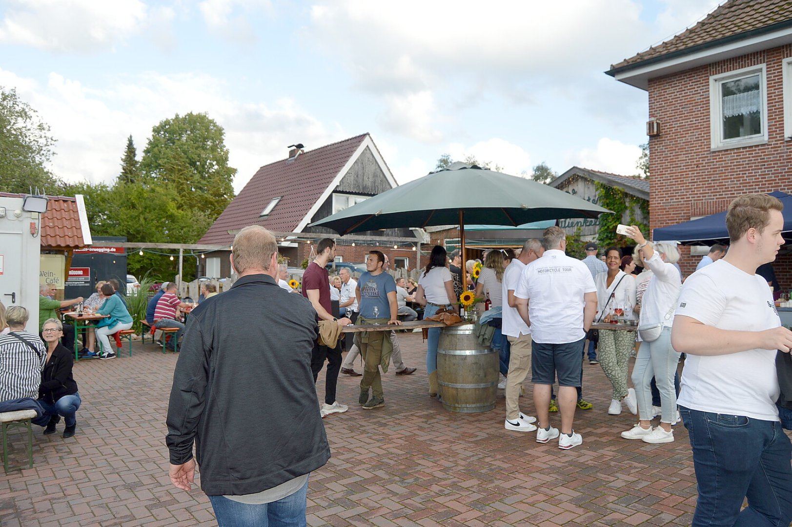 Weinfest in Holte - Bild 1