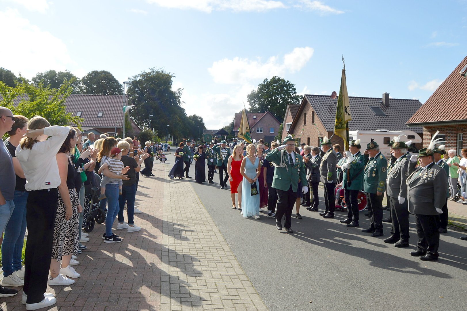 Völlenerkönigsfehner feierten ihr Schützenfest - Bild 6