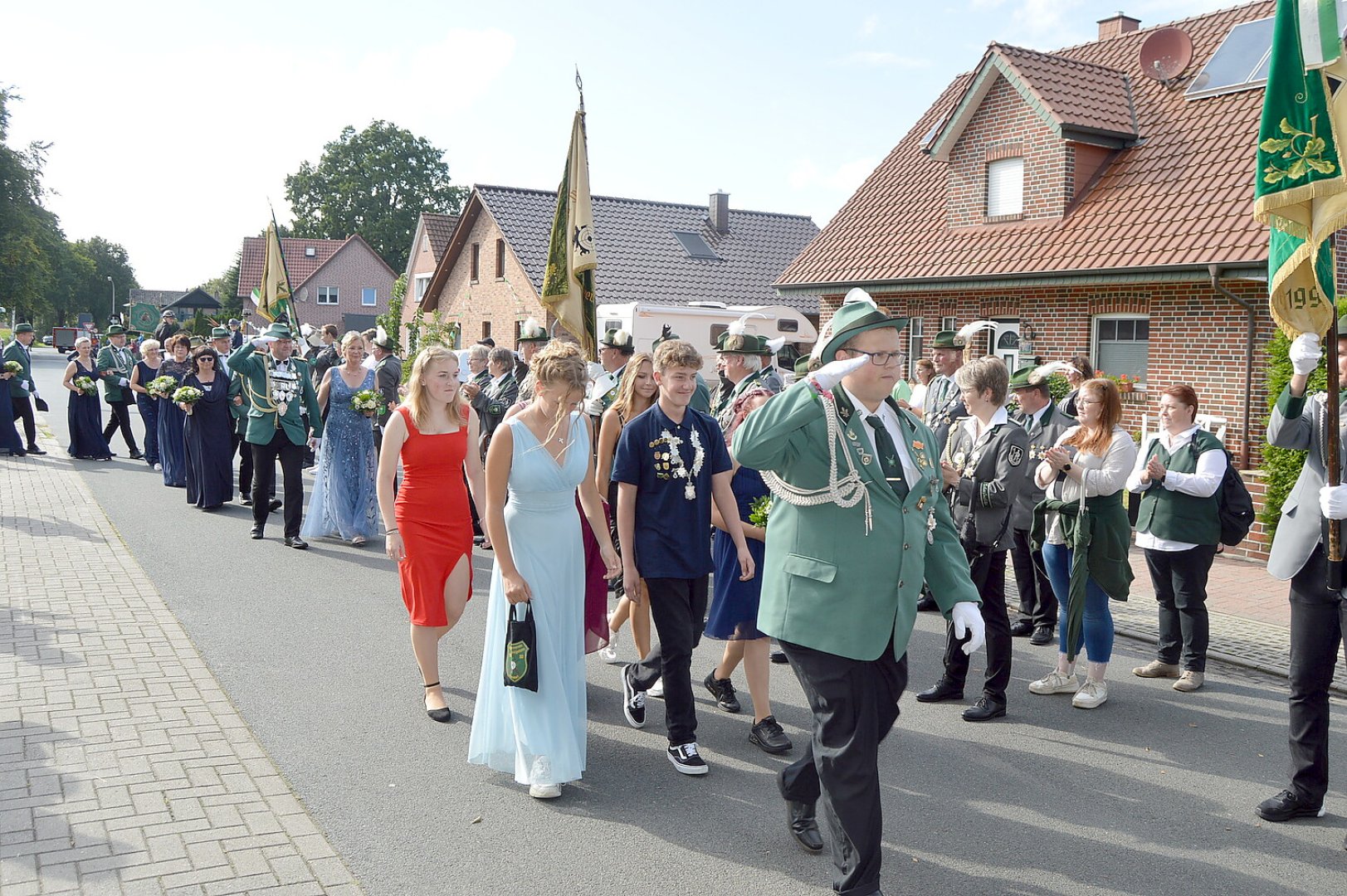 Völlenerkönigsfehner feierten ihr Schützenfest - Bild 7