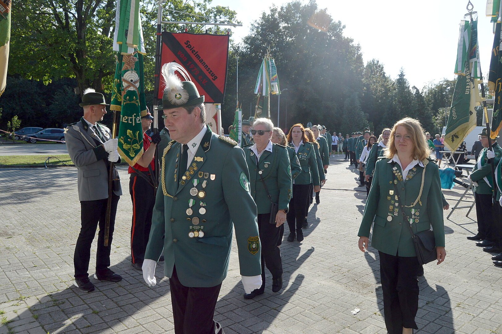 Völlenerkönigsfehner feierten ihr Schützenfest - Bild 62