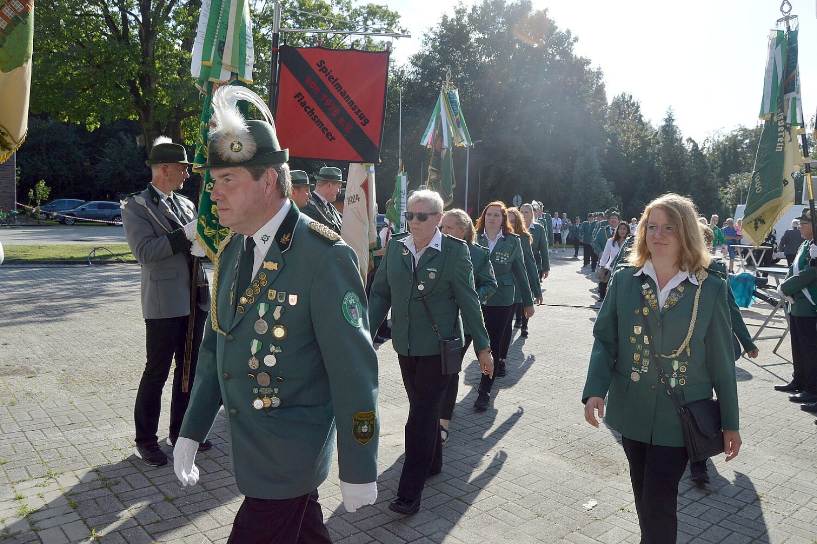 Völlenerkönigsfehner feierten ihr Schützenfest - Bild 63