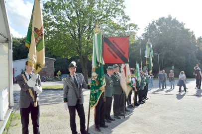 Völlenerkönigsfehner feierten ihr Schützenfest - Bild 69