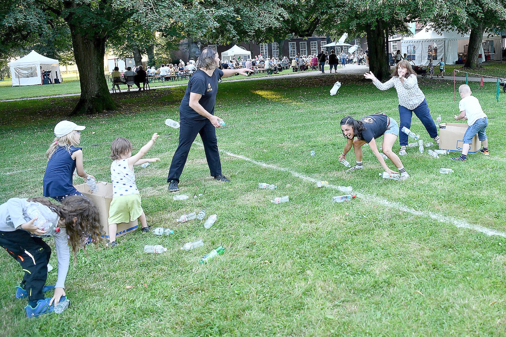 Lüch un Spööl im Leeraner Evenburg-Park - Bild 78