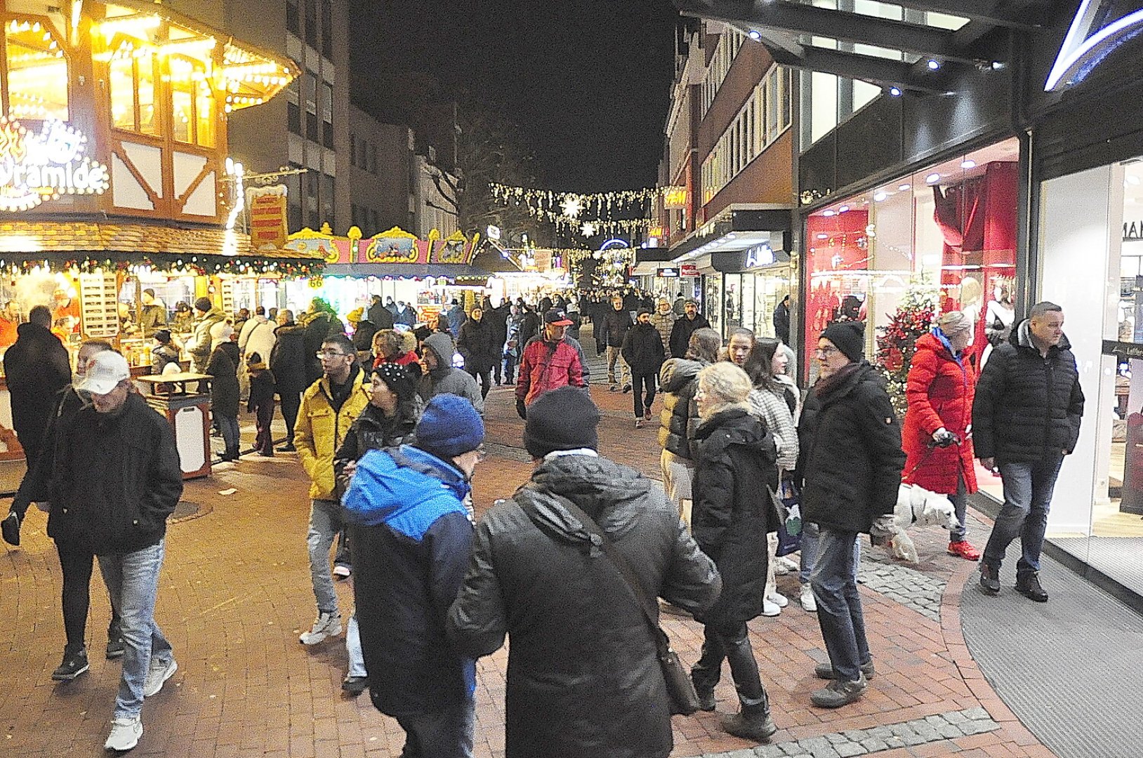 Der Weihnachtsmarkt in Leer am ersten Adventswochenende - Bild 5