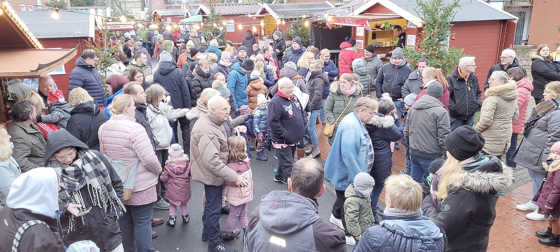 Weihnachtsmarkt in Bunde - Bild 5