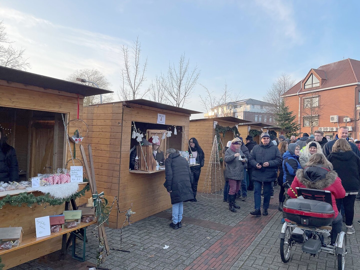 Weihnachtsmarkt Ihrhove gut besucht - Bild 13