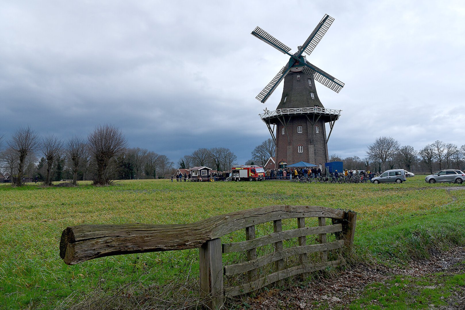 Wieder Karbidschießen in Holtland  - Bild 3