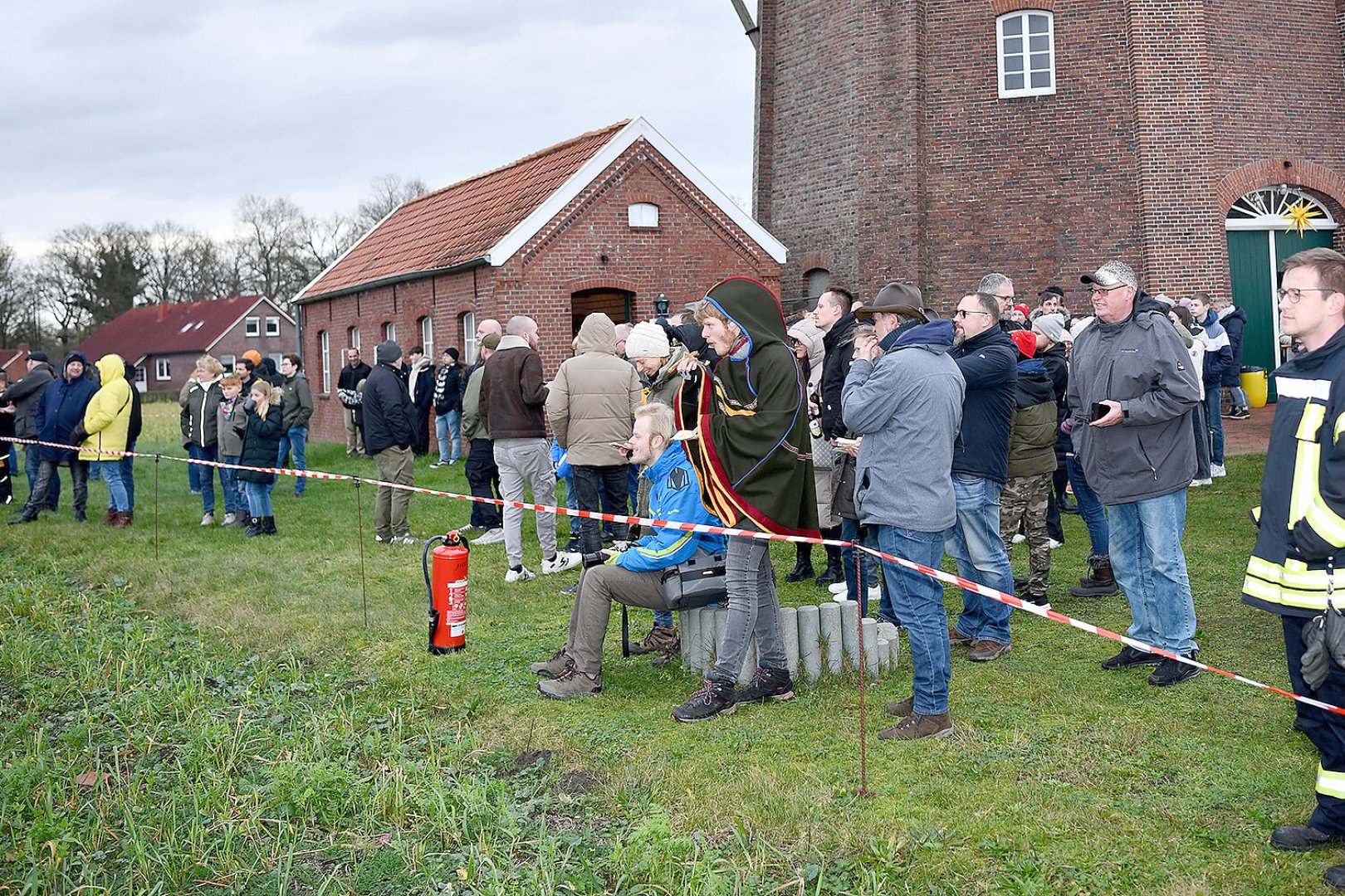 Wieder Karbidschießen in Holtland  - Bild 5