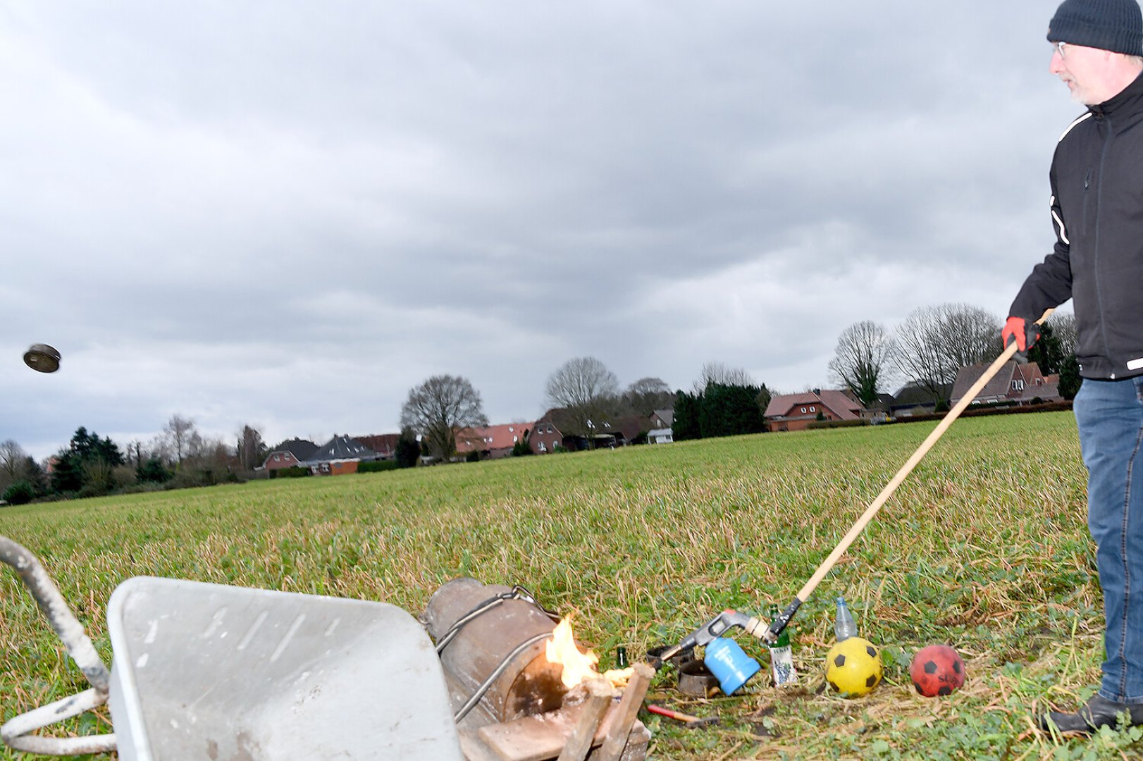 Wieder Karbidschießen in Holtland  - Bild 6