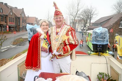 Papenburger Narren trotzen dem Nieselregen - Bild 28