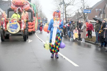 Papenburger Narren trotzen dem Nieselregen - Bild 35