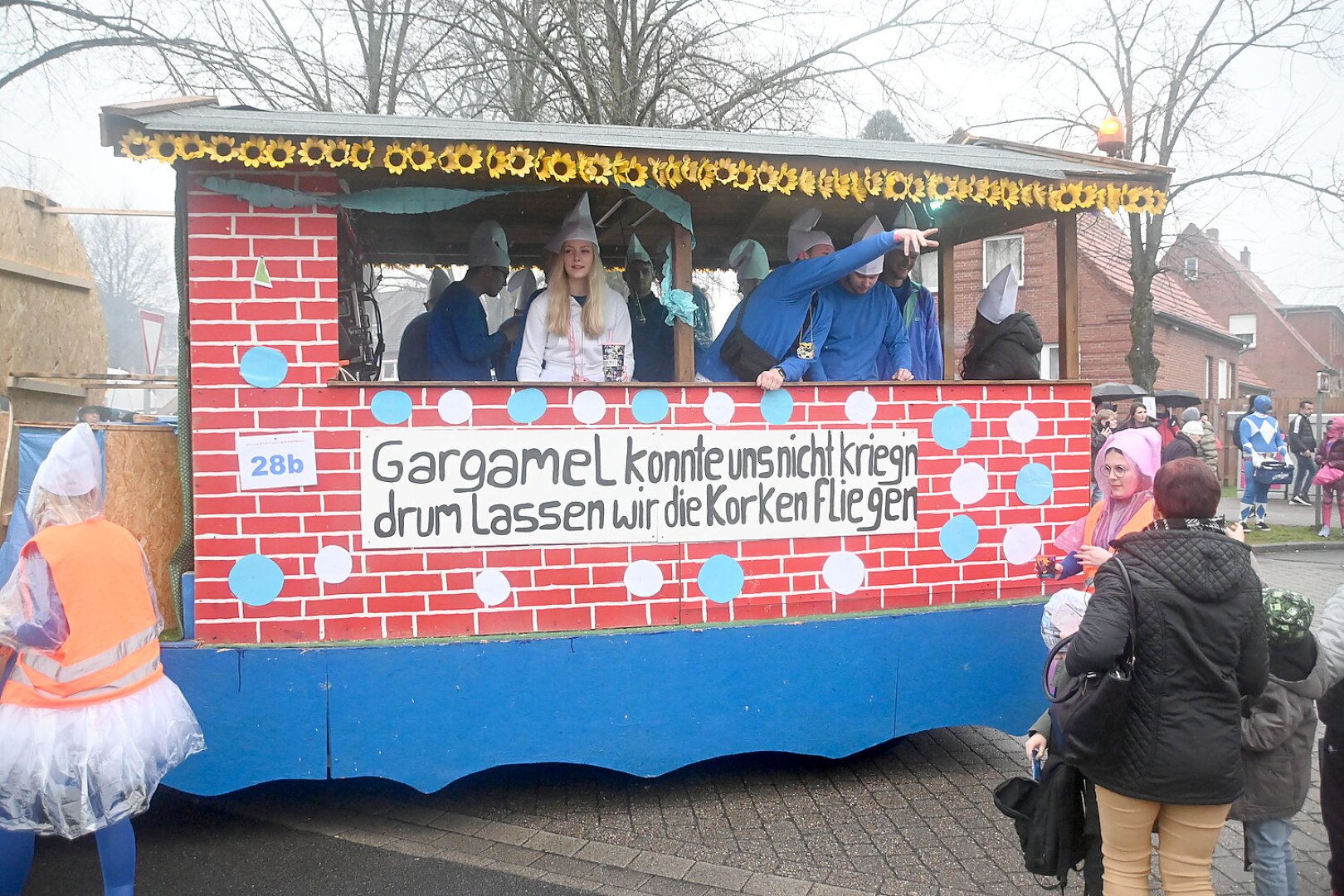 Papenburger Narren trotzen dem Nieselregen - Bild 37