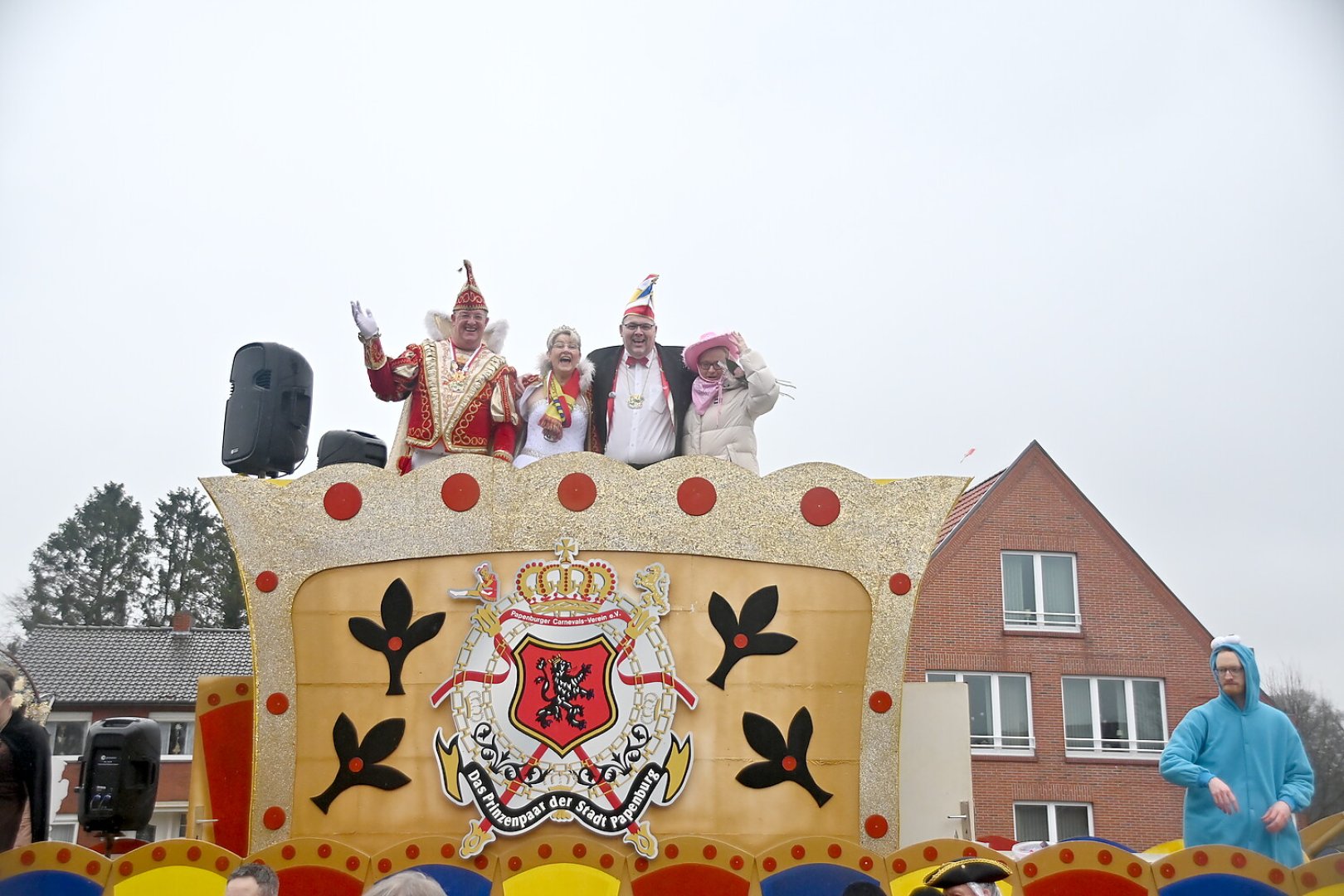 Papenburger Narren trotzen dem Nieselregen - Bild 48