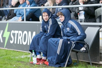 Kickers Emden gewinnt 4:0 gegen Rotenburger SV - Bild 16