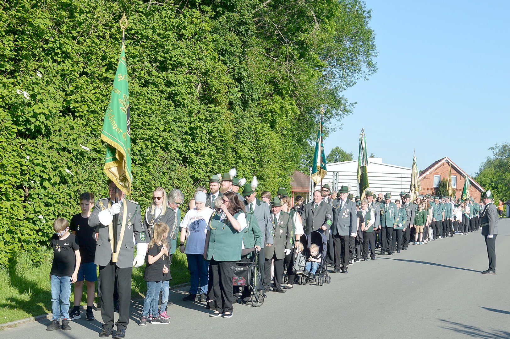 Schützenfest in Folmhusen gefeiert - Bild 24