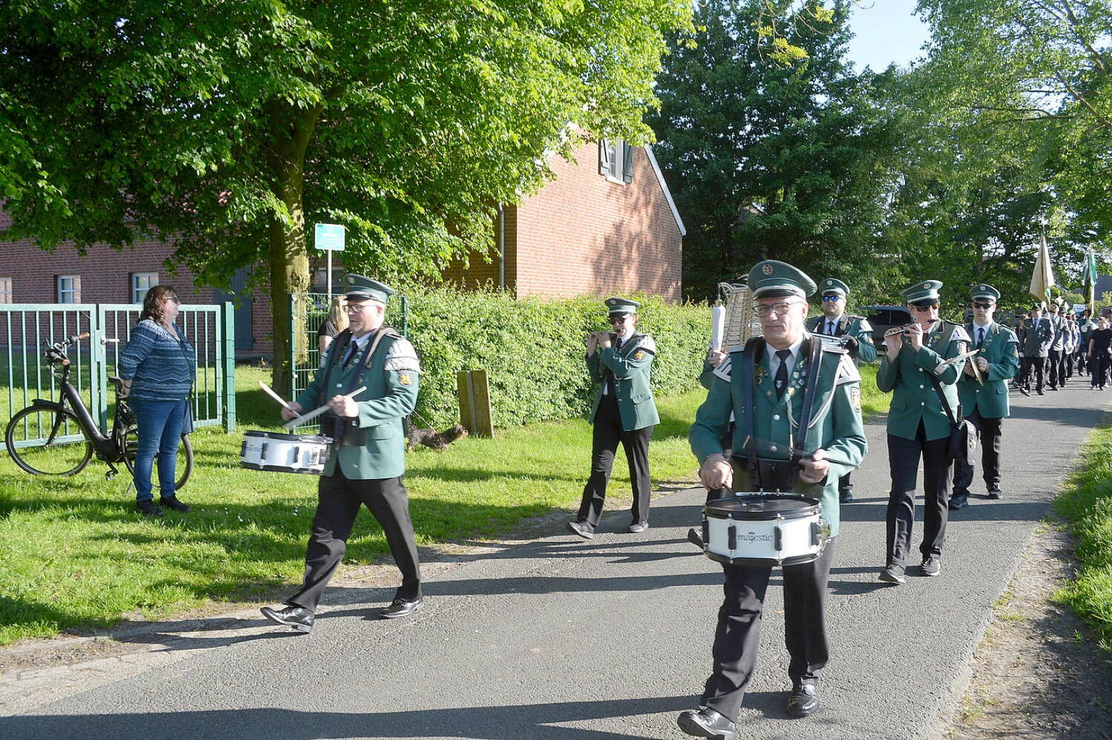 Schützenfest in Folmhusen gefeiert - Bild 28