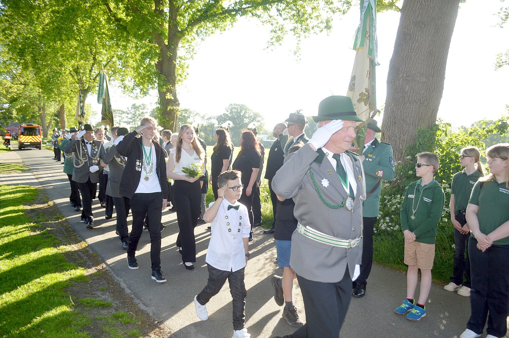 Schützenfest in Folmhusen gefeiert - Bild 38