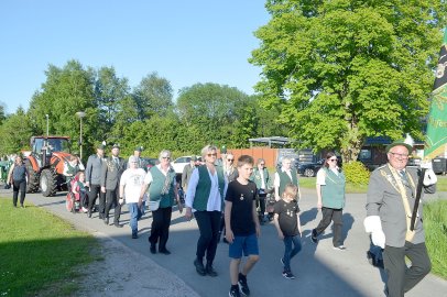 Schützenfest in Folmhusen gefeiert - Bild 45