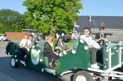 Schützenfest in Folmhusen gefeiert - Bild 48