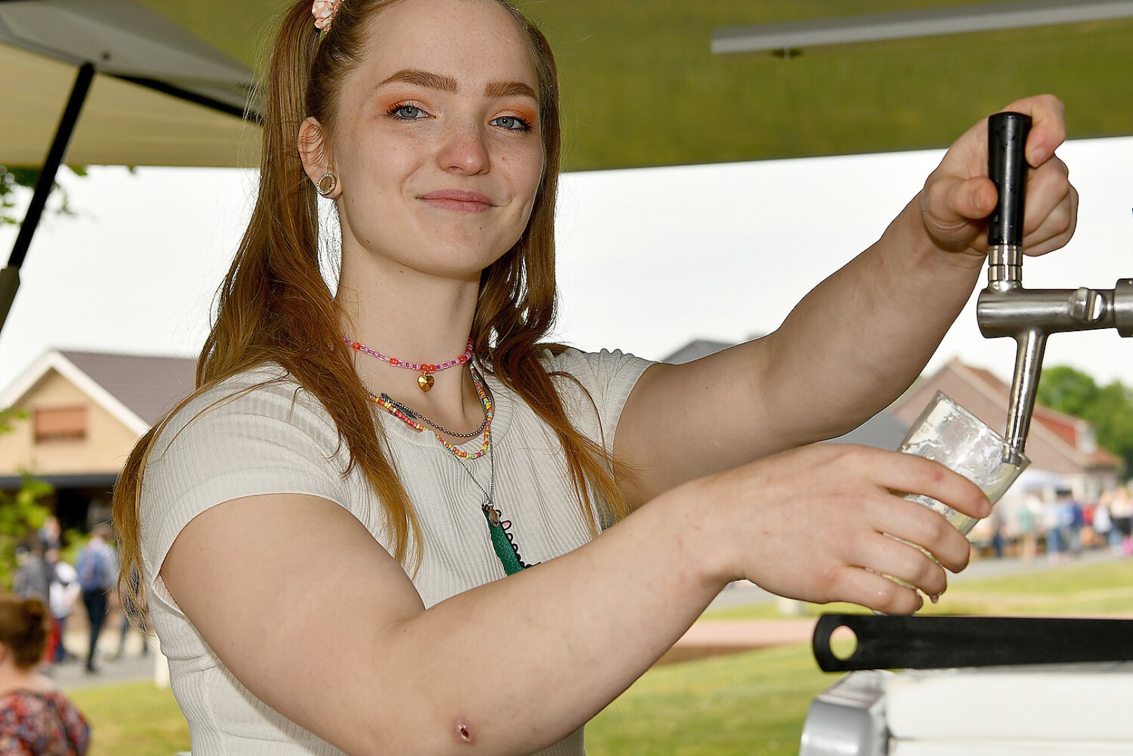 Bummeln und Feilschen beim Flohmarkt in Schwerinsdorf - Bild 17