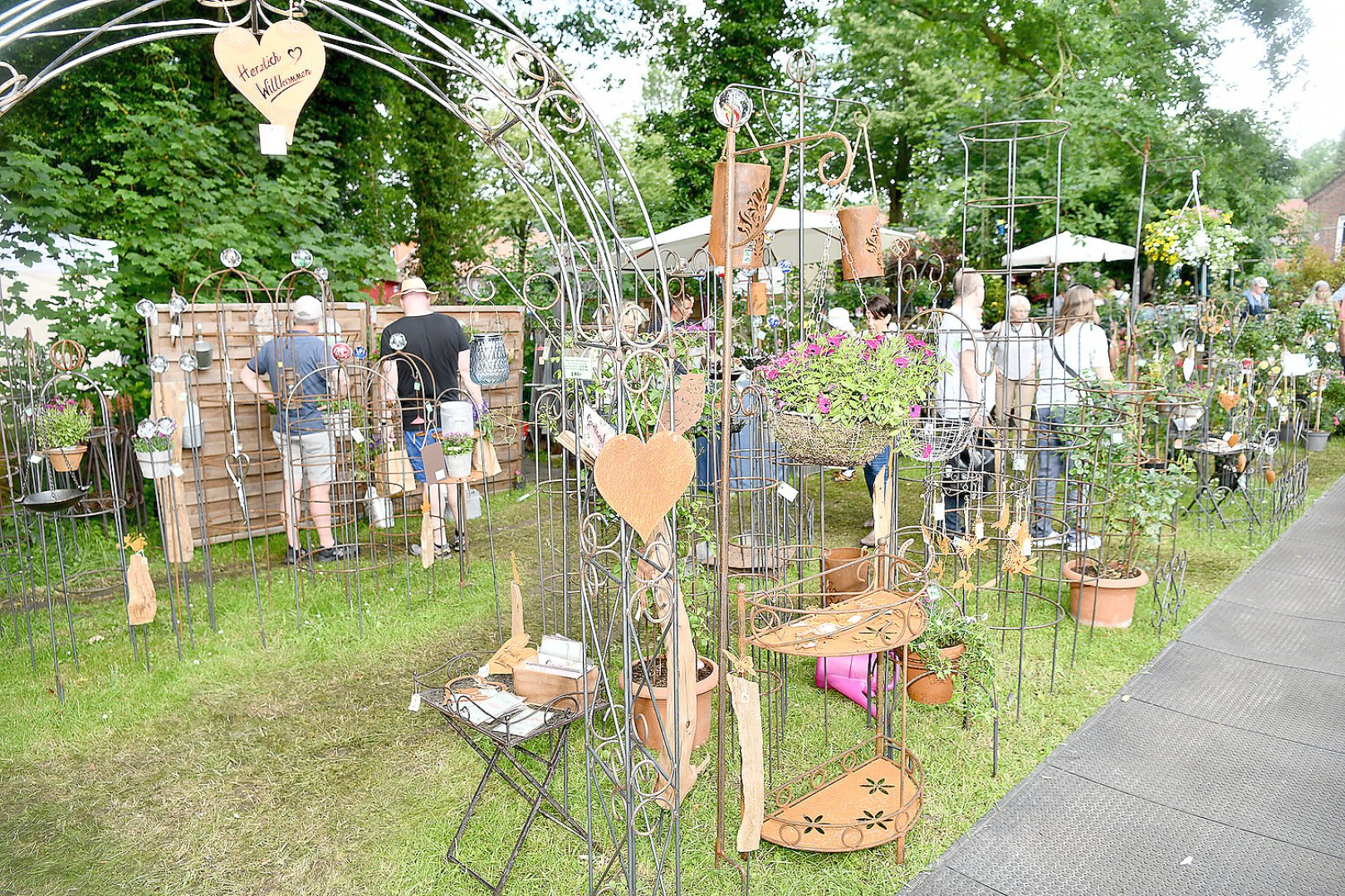 Burggarten Stickhausen lockt viele Gäste - Bild 5