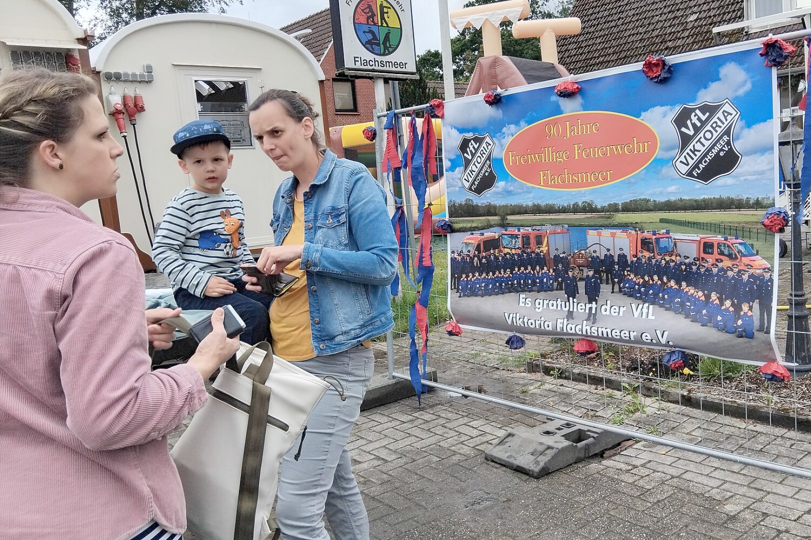 Festmeile zum Feuerwehr-Geburtstag in Flachsmeer - Bild 17