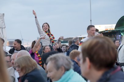 Die besten Bilder vom Public Viewing in Ostfriesland - Bild 38