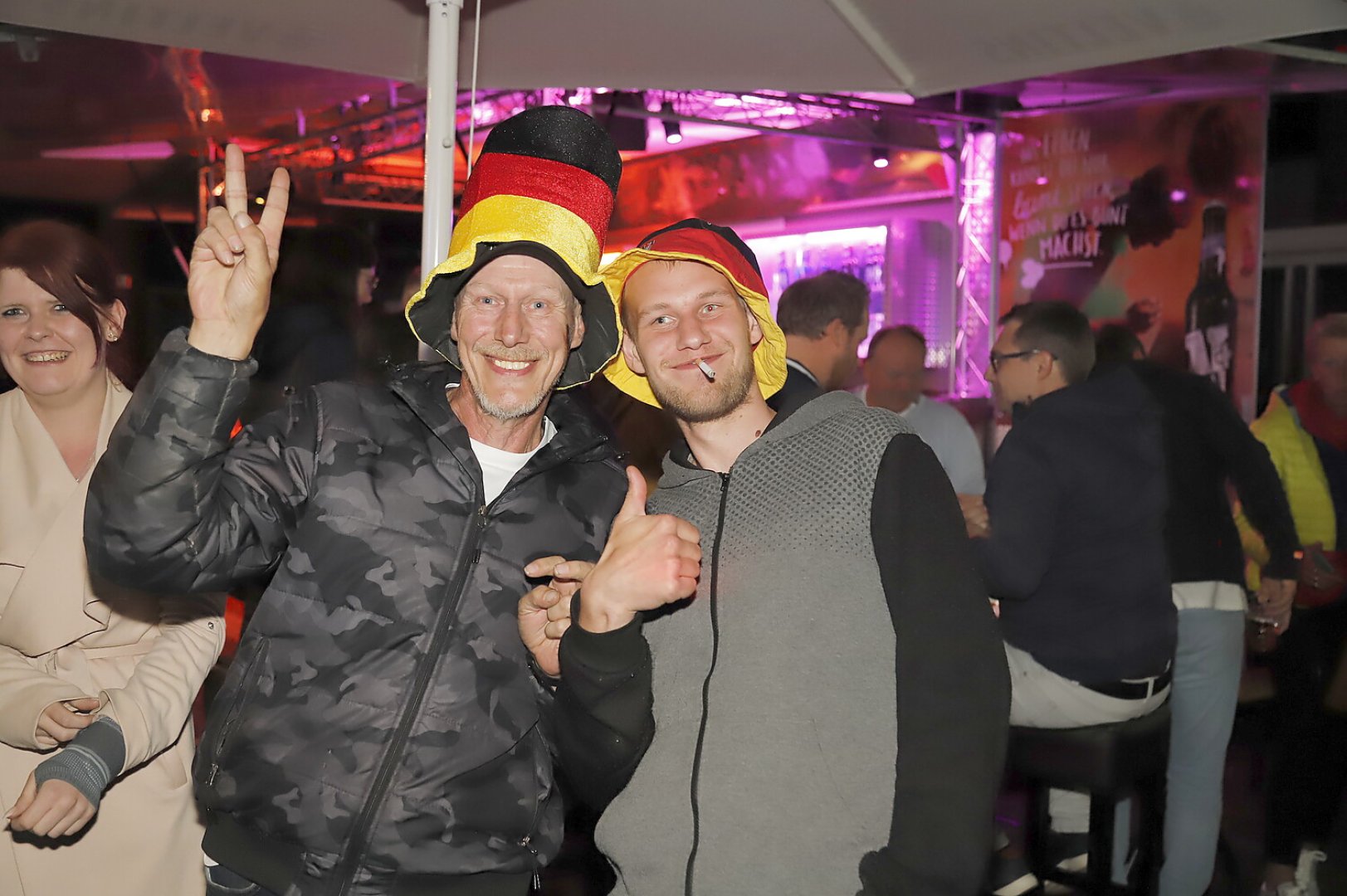 Die besten Bilder vom Public Viewing in Ostfriesland - Bild 42