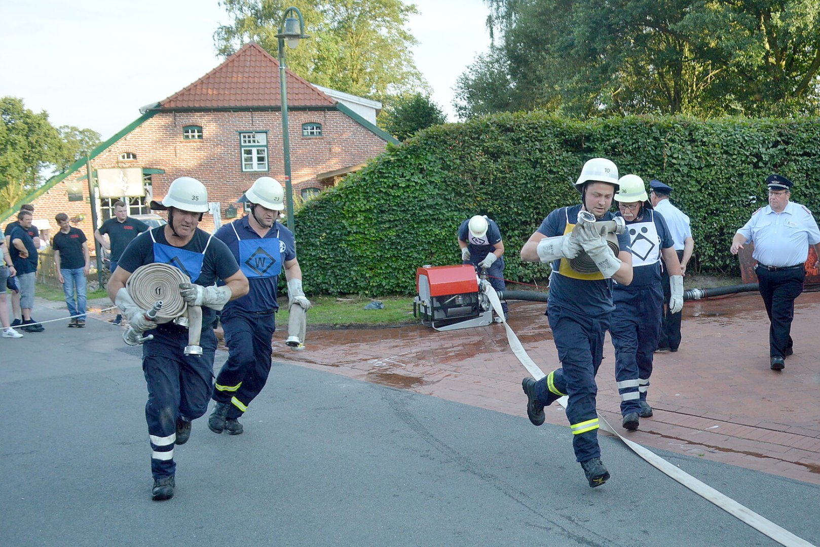 Schnelligkeitswettbewerb in Rhaude - Bild 3