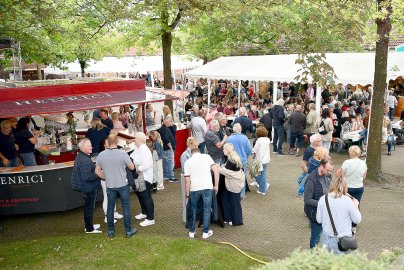 Das Weinfest in Moormerland war gut besucht  - Bild 4