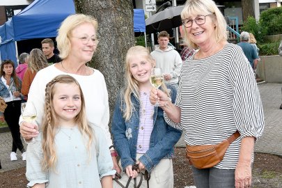 Das Weinfest in Moormerland war gut besucht  - Bild 12