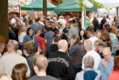 Das Weinfest in Moormerland war gut besucht  - Bild 25