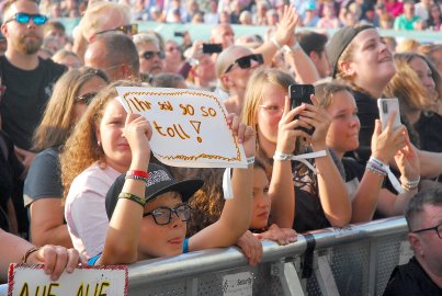 Silbermond bei den Beach Days Borkum 2024 - Bild 38