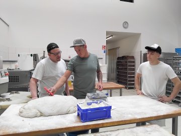 Schaubacken bei Vollkornbäckerei Schulte - Bild 9