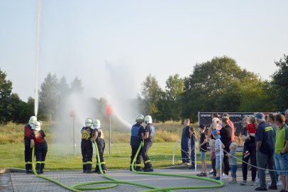 Feuerwehren stellten ihr Können unter Beweis - Bild 7