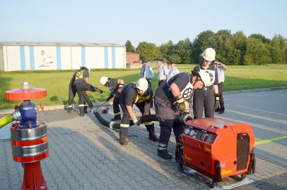 Feuerwehren stellten ihr Können unter Beweis - Bild 9